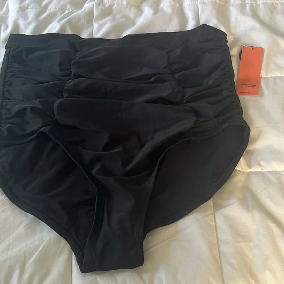 NWT Black Halter Bikini Set - Picture 7 of 10